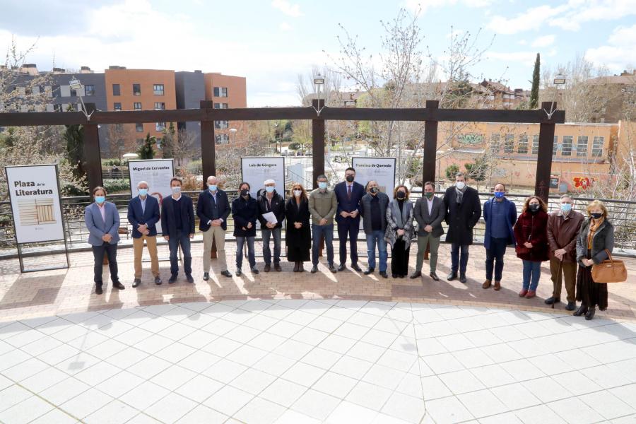 Alcobendas inaugura la Plaza de la Literatura, un espacio de encuentro con la creación literaria Alcobendas inaugura la Plaza de la Literatura, un espacio de encuentro con la creación literaria