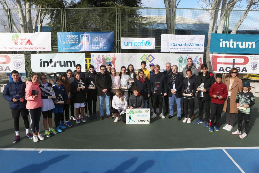 El Torneo Menina Alcobendas de tenis recauda 4.000 euros que se han entregado a UNICEF El Torneo Menina Alcobendas de tenis recauda 4.000 euros que se han entregado a UNICEF