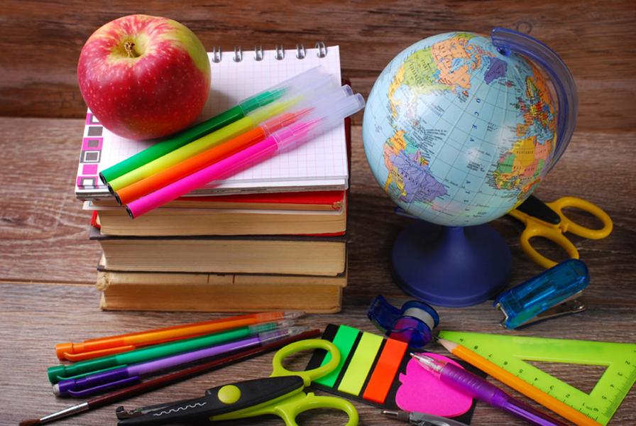 Las familias de Alcobendas pueden solicitar las ayudas municipales en materia educativa para el curso 2019/2020 Las familias de Alcobendas pueden solicitar las ayudas municipales en materia educativa para el curso 2019/2020
