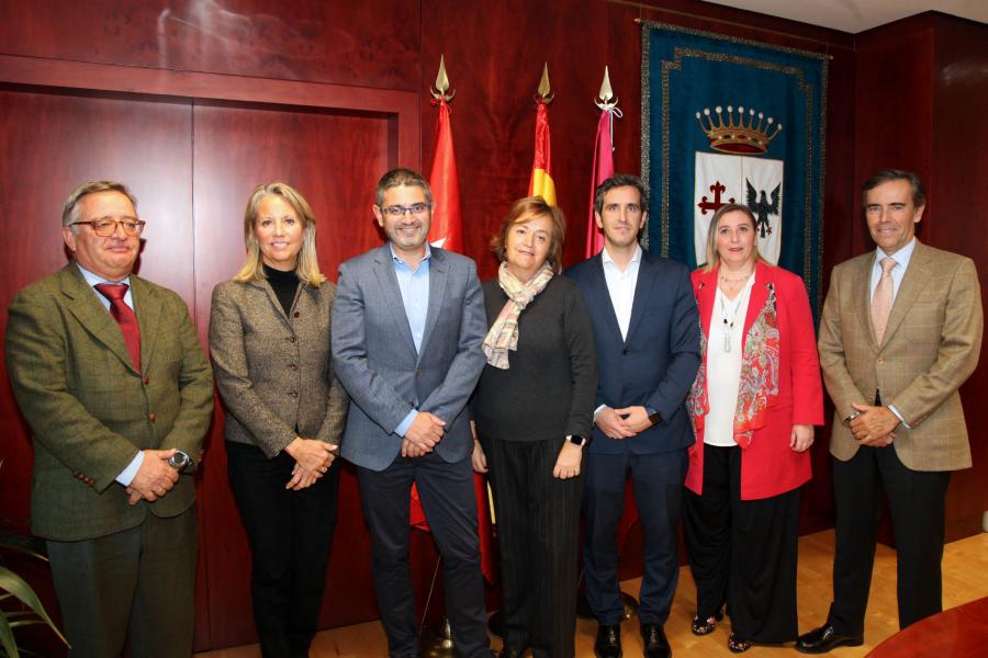 Alcobendas renueva la colaboración con las Entidades de Conservación del distrito Urbanizaciones Alcobendas renueva la colaboración con las Entidades de Conservación del distrito Urbanizaciones