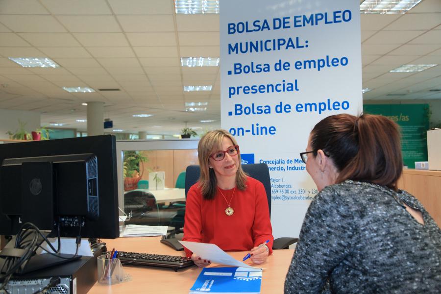 El desempleo bajó en noviembre en 75 personas en Alcobendas El desempleo bajó en noviembre en 75 personas en Alcobendas