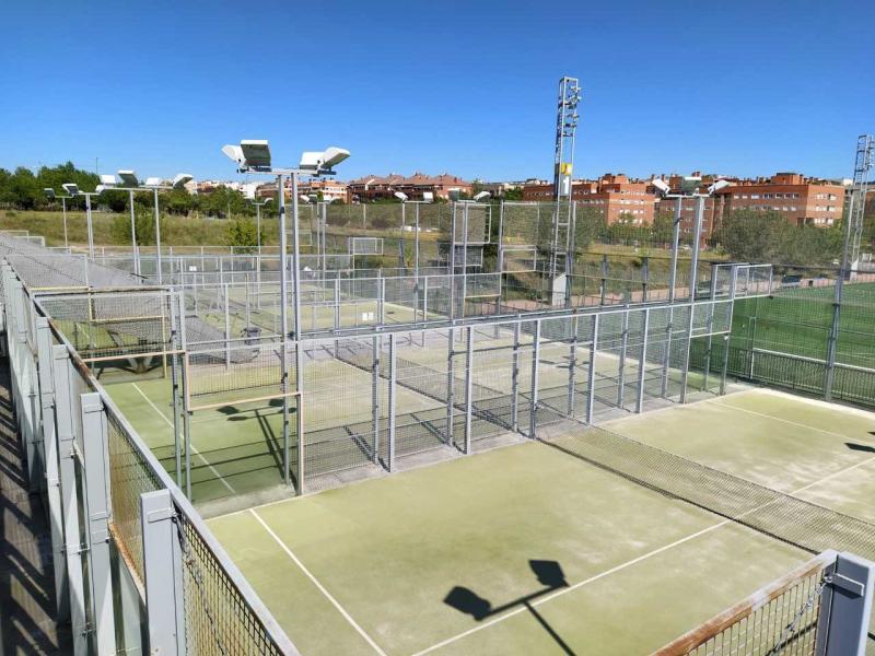 Alcobendas prepara la reapertura de instalaciones deportivas al aire libre Alcobendas prepara la reapertura de instalaciones deportivas al aire libre