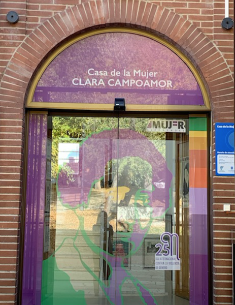Fachada Casa de la Mujer.png Fachada de la Casa de la Mujer