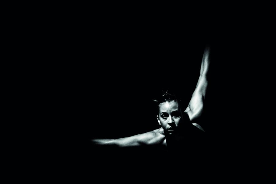 FOTOSDANZA.jpg Bailarina en pose de danza