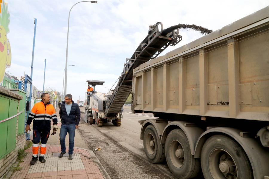 Asf1.jpg Los trabajos de fresado y acondicionamiento de la vía han comenzado esta semana