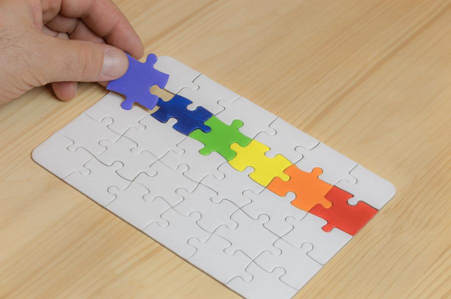 Imagen Puzzle 1.jpg Taller contra discrimanación LGTBI