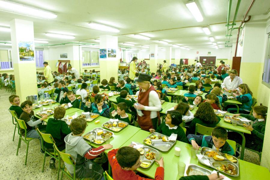 COMEDOR002.jpeg La ayuda es de 450 euros por hijo beneficiario
