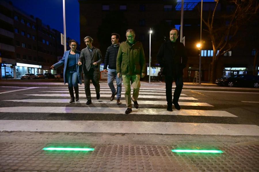 Paso de cebra 1.jpeg Paso de cebra inteligente