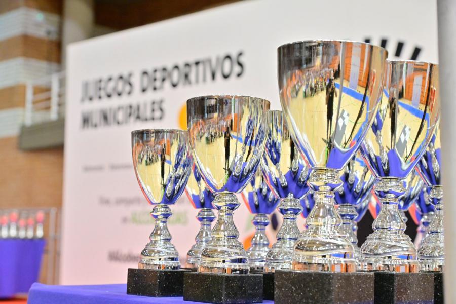 Juegos Deportivos Trofeos.jpeg Juegos Deportivos Trofeos