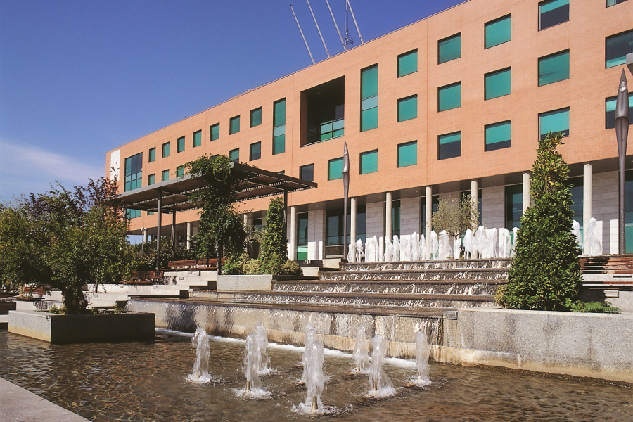 AYUNTAMIENTO DE ALCOBENDAS.jpg Fachada Ayuntamiento