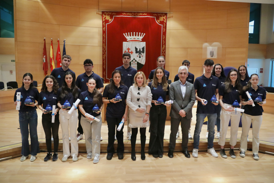 Entrega Becas Deporte 1.jpeg Entrega becas deportes