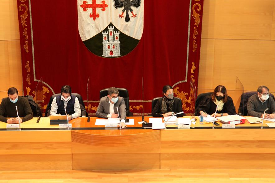 Asamblea de la Mancomunidad de municipios del Noroeste de Madrid - Imagen del alcalde Rafael Sánchez y representantes del consistorio. 