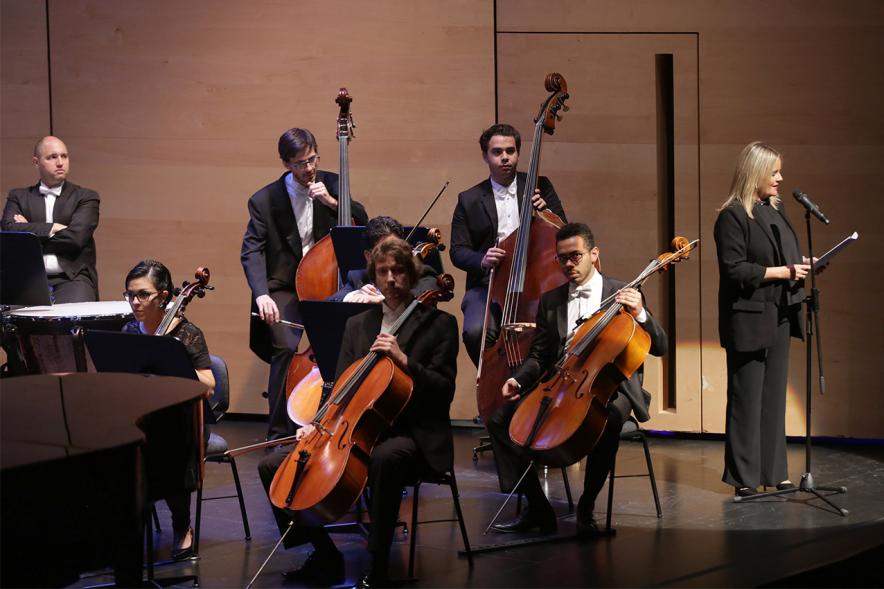 Concierto homenaje a las víctimas del terrorismo - Los músicos con Mª del Mar Blanco.