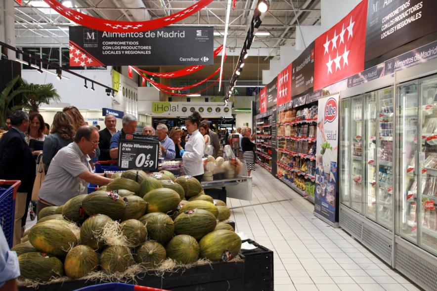 Inauguración Campaña de Alimentos de Madrid en Hipermercado Carrefour - Lineales con los productos.