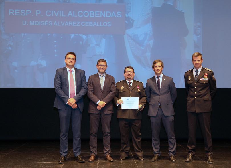Alcalde Rafael Sanchez, Concejales Miguel Ángel Arranz, Aitor Retolaza, Autoridades y participantes. . Entrega de reconocimientos día de San Juan, patrón de la Policía Local - 2019