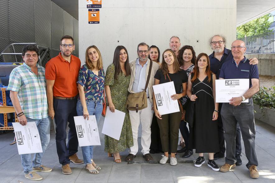 Foto grupal. Graduación alumnos Escuela de Fotografía PIC.A. -2019