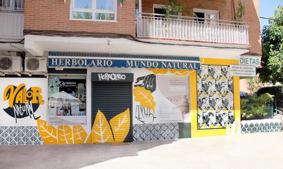 Pieza artística en una fachada dentro de la iniciativa "Crea"
