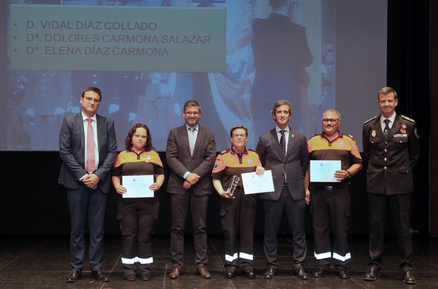 Alcalde Rafael Sanchez, Concejales Miguel Ángel Arran Autoridades y participantes. . Entrega de reconocimientos día de San Juan, patrón de la Policía Local - 2019