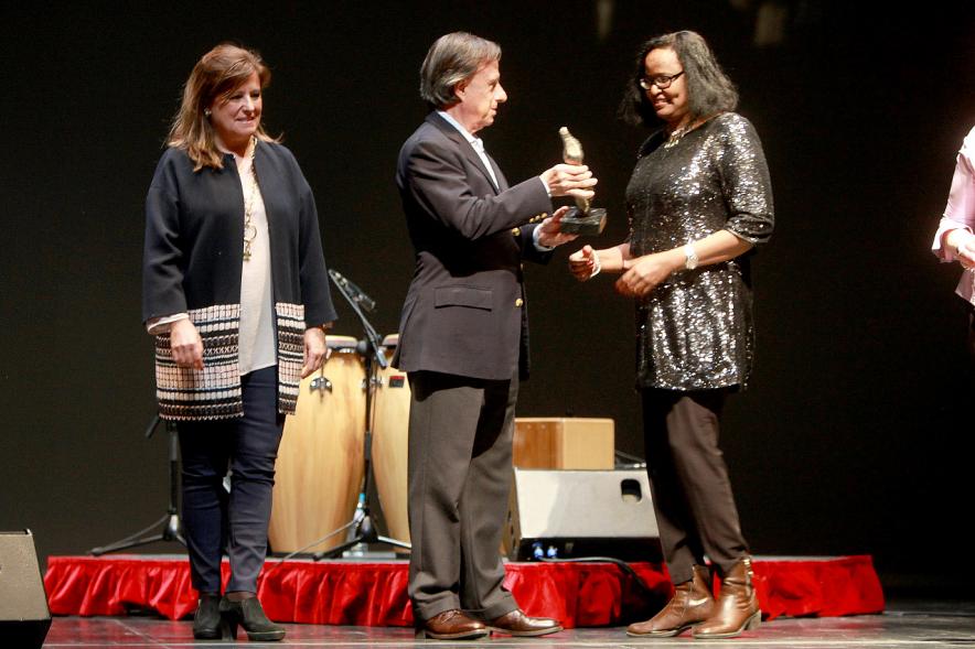 8 de Marzo Día de la Mujer - Entrega de los Premios Atenea y Hombres por la Igualdad - Entrega de premios.