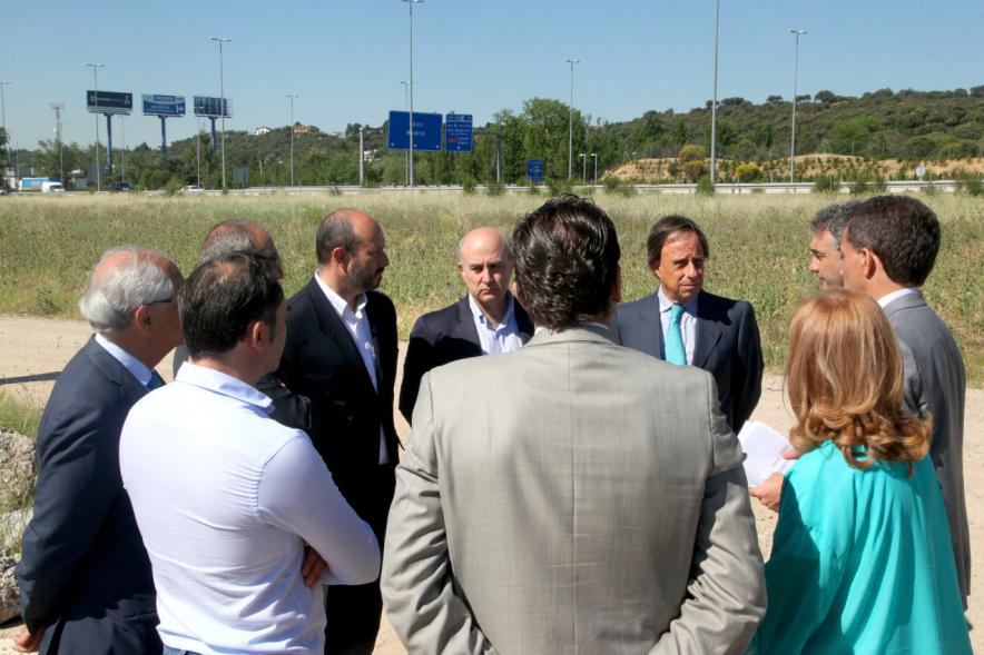 Presentación Nueva Variante de la A-1 - Reunión de autoridades.