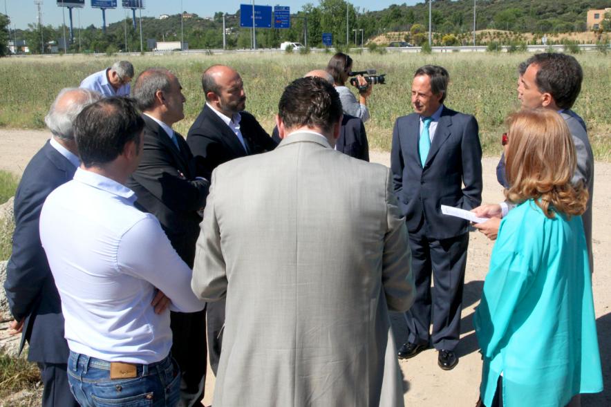 Presentación Nueva Variante de la A-1 - Reunión de autoridades.