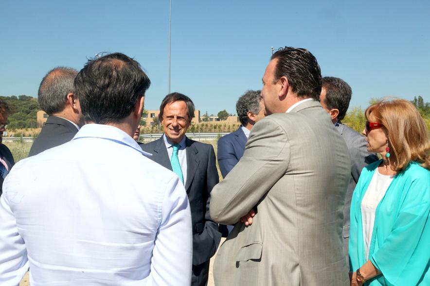 Presentación Nueva Variante de la A-1 - Reunión de autoridades.