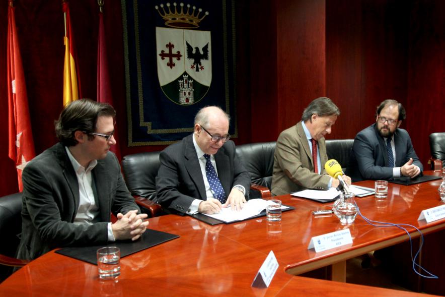 Momento de la firma