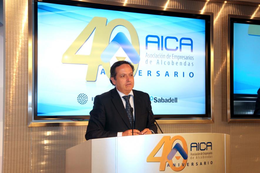 40º Aniversario de AICA - Persona dando un discurso. 