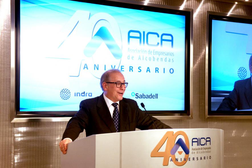 40º Aniversario de AICA - Persona dando un discurso. 