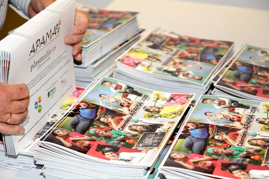 Presentación Calendario APAMA 2018 - Exposición de los calendarios.