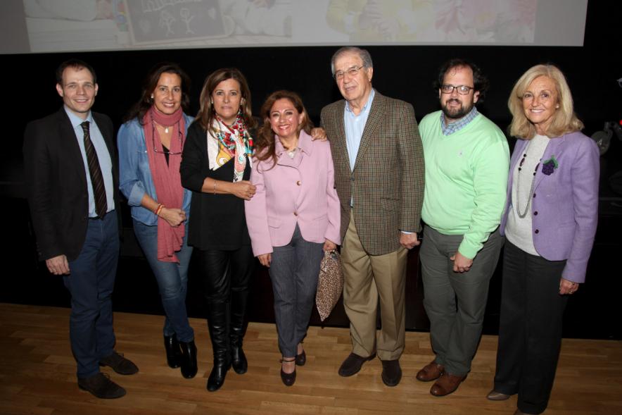 Presentación Calendario APAMA 2018 - Posado de las autoridades.