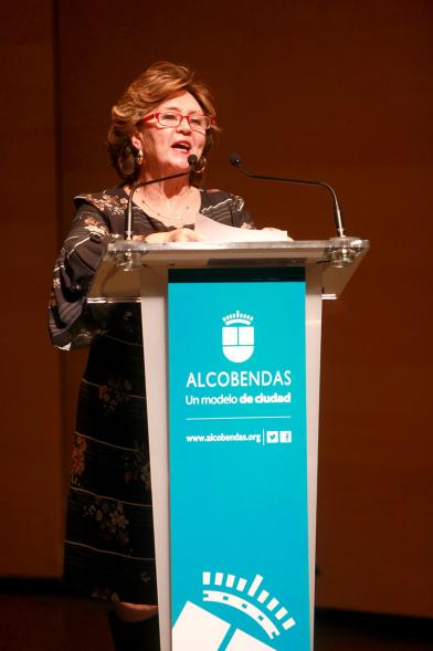 Presentación Calendario APAMA 2019 - Imagen del discurso de la presidenta de APAMA Dª Isabel Moreno.