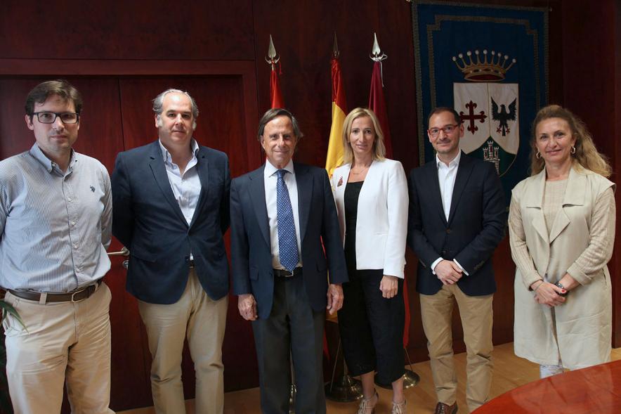 Presentación de App Lisa Seguros - Posado de toda la agrupación municipal.