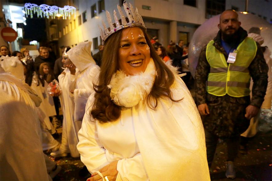 Cabalgata de Reyes 2019 - Imagen de personas disfrazadas que participan en el desfile.