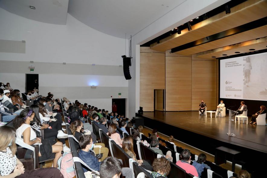 Jornada contra el Acoso Escolar - Imagen vista general del Auditorio Paco de Lucía, donde se celebran las jornadas.