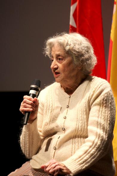 Acto en Memoria de las Víctimas del Holocausto -Discurso de una superviviente.