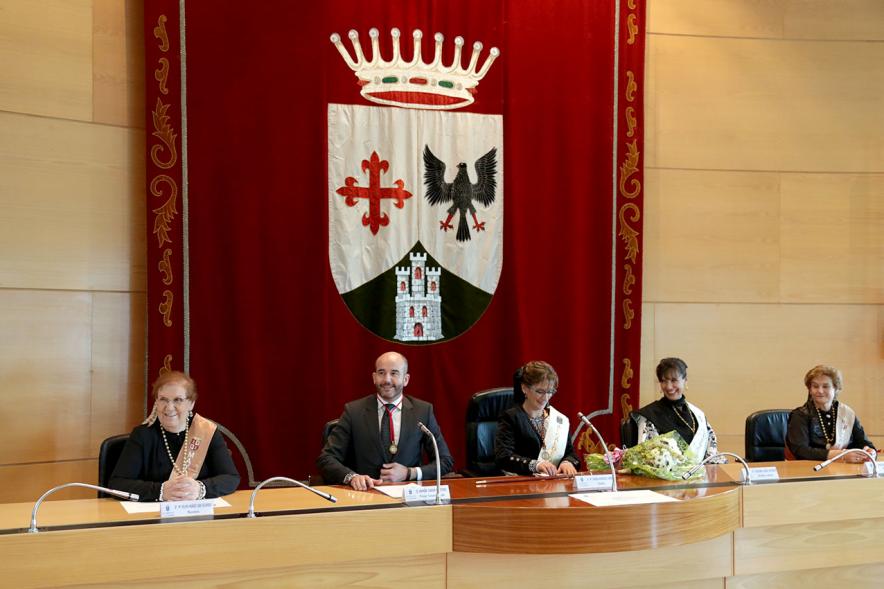 Día de las Águedas 2017 - Las Águedas en el  salón del pleno.