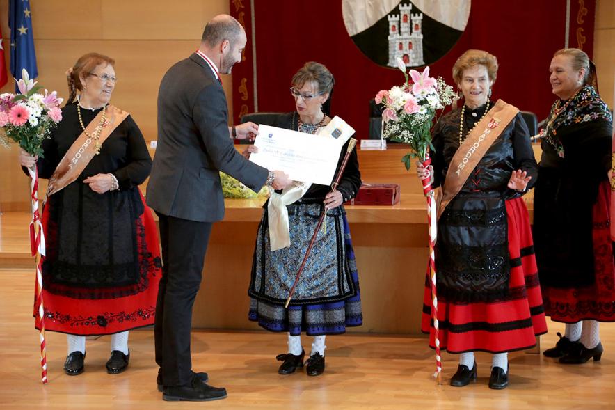 Día de las Águedas 2017 -Entrega de diplomas a las Águedas.  