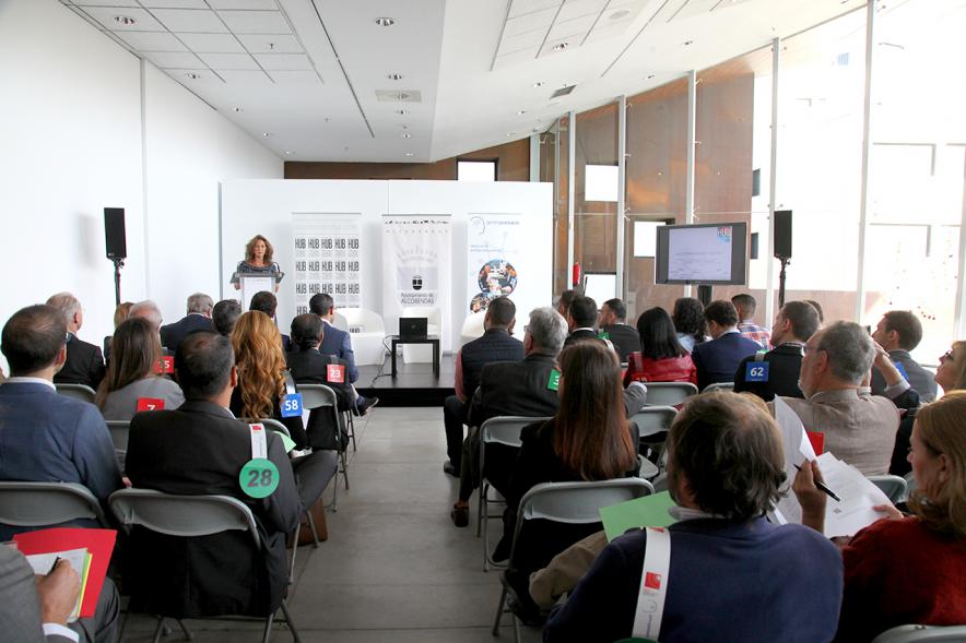 Evento visto desde detrás del público