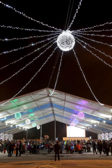 Carpa durante el evento