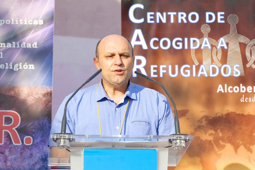 Celebración del Día del Arcoiris 2018 - Primer plano de uno de los representantes de la organización.