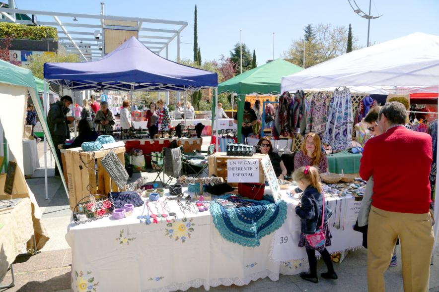 Días Europeos de la Artesanía - Paseo del Arte y la Artesanía - Puestos de la feria.
