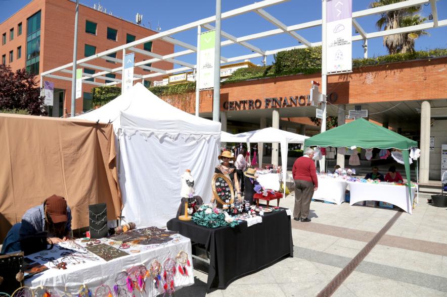 Días Europeos de la Artesanía - Paseo del Arte y la Artesanía - Puestos de la feria.