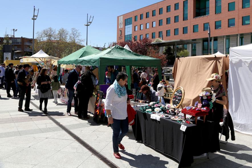 Días Europeos de la Artesanía - Paseo del Arte y la Artesanía - Puestos de la feria.