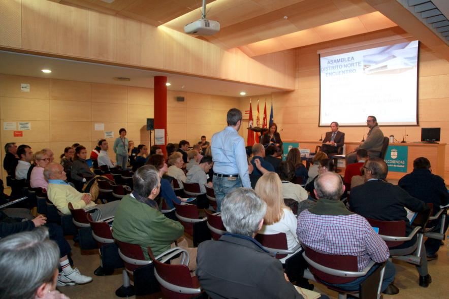 Asamblea - Encuentros con el Alcalde Distrito Norte - Vista general de la sala.