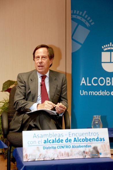 Asamblea - Encuentros con el Alcalde - Distrito Centro -  El alcalde responde.