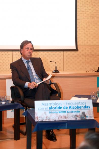Asamblea - Encuentros con el Alcalde Distrito Norte - El alcalde responde.