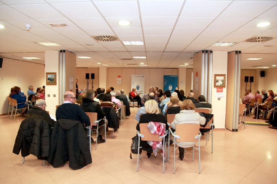 Asamblea - Encuentros con el Alcalde - Distrito Centro - Vista general de la sala.