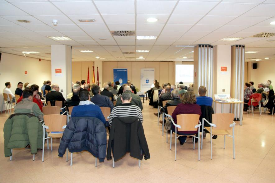 Asamblea Distrito Centro - Encuentros con el Alcalde -  Imagen posterior de los vecinos.