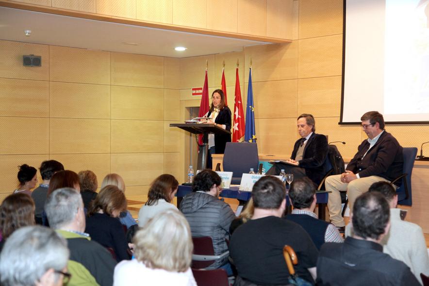 Asamblea Distrito Norte - Encuentros con el Alcalde - Imagen de los vecinos y las autoridades.
